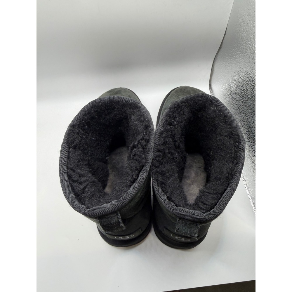 UGG Australia Women's Classic Short Boot Charcoal Suede Sheepskin Lined Size 7 - Picture 3 of 5